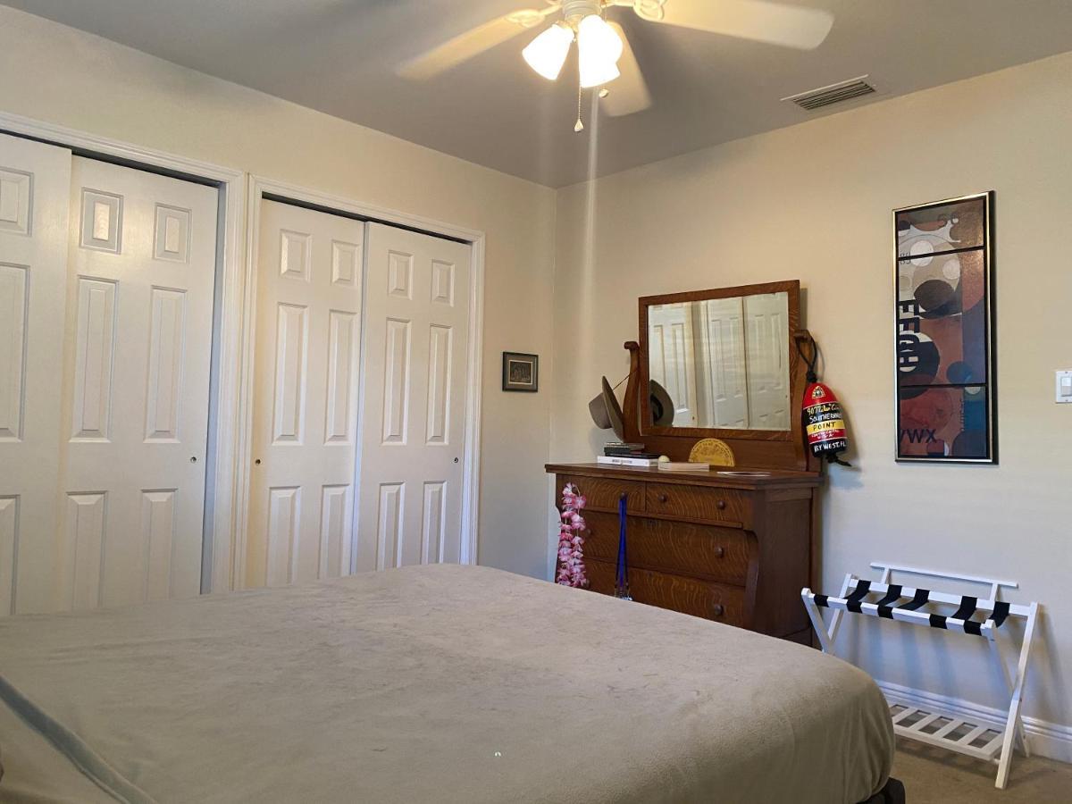 This Homestay Oasis Is The Cape'S Best Place To Stay Κέιπ Κόραλ Εξωτερικό φωτογραφία